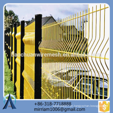 2015 New Design longa vida útil Salable e alta segurança ao ar livre Fence triangular farm fence